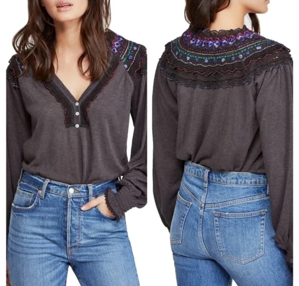 Free People NEW Women's Black V-Neck Embroidered Siesta Fiesta Top Sz XS Boho